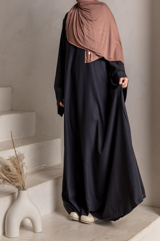Medina Abaya black